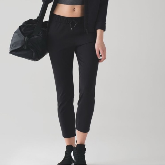lululemon athletica Pants - Lululemon On The Fly Pants 28"